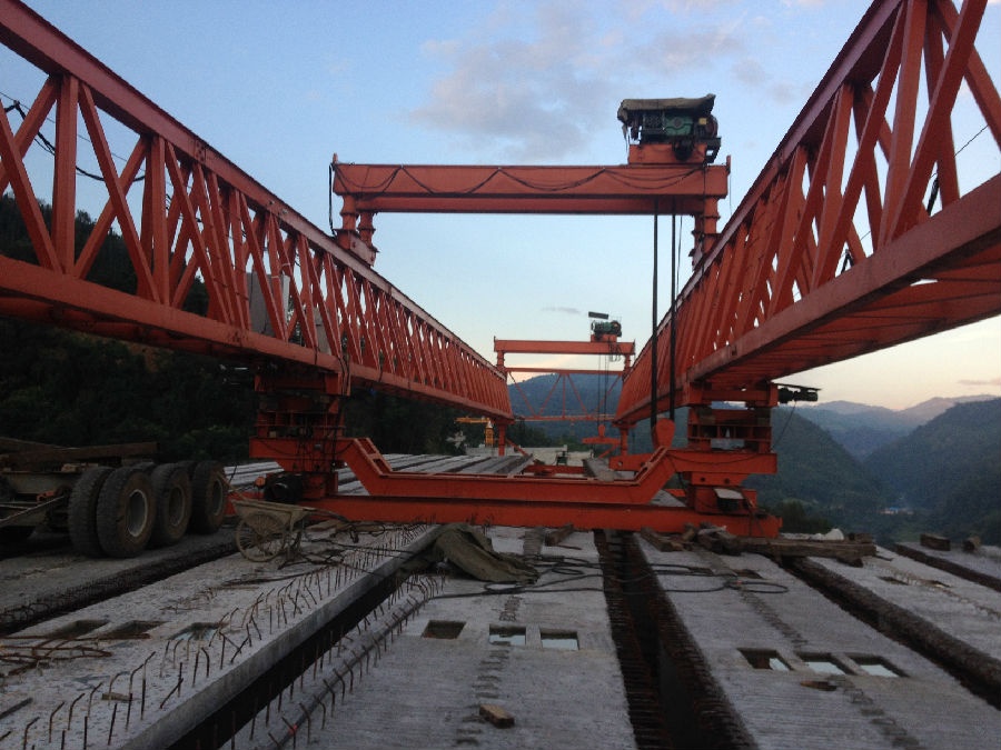 設(shè)備現(xiàn)場(chǎng)安裝照片三