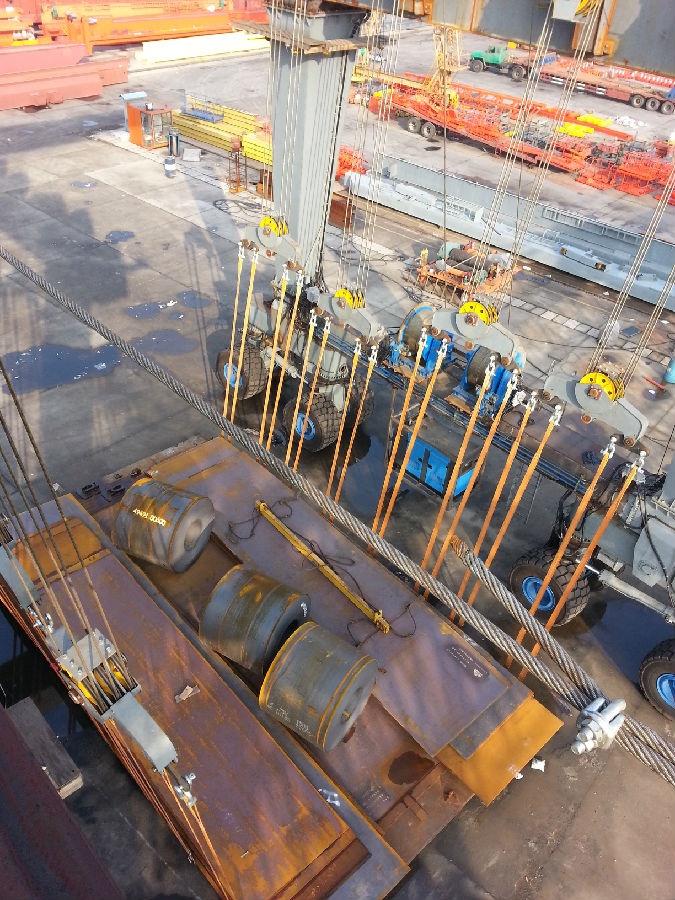 游艇吊安裝門式起重機(jī)安全監(jiān)控系統(tǒng)現(xiàn)場圖五